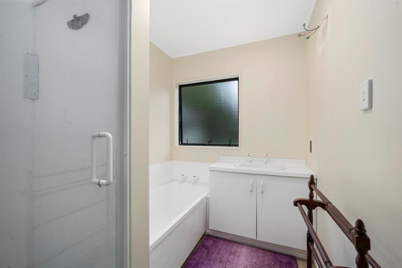 Wharerata - Otaki Beach Holiday Home エクステリア 写真