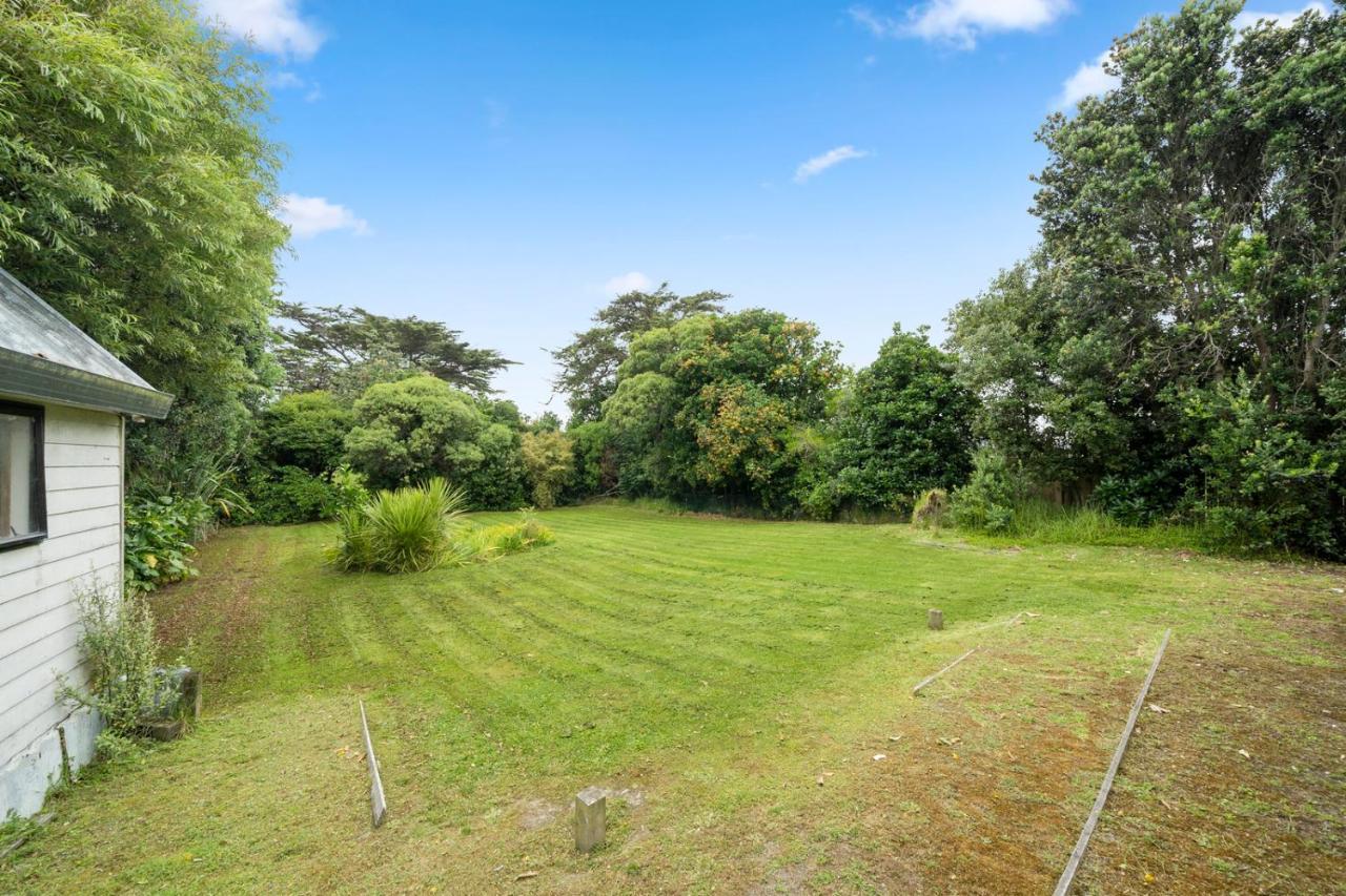 Wharerata - Otaki Beach Holiday Home エクステリア 写真